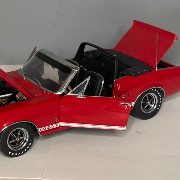 1967 Shelby GT500 Exp - die-cast - Picture 2 of 9